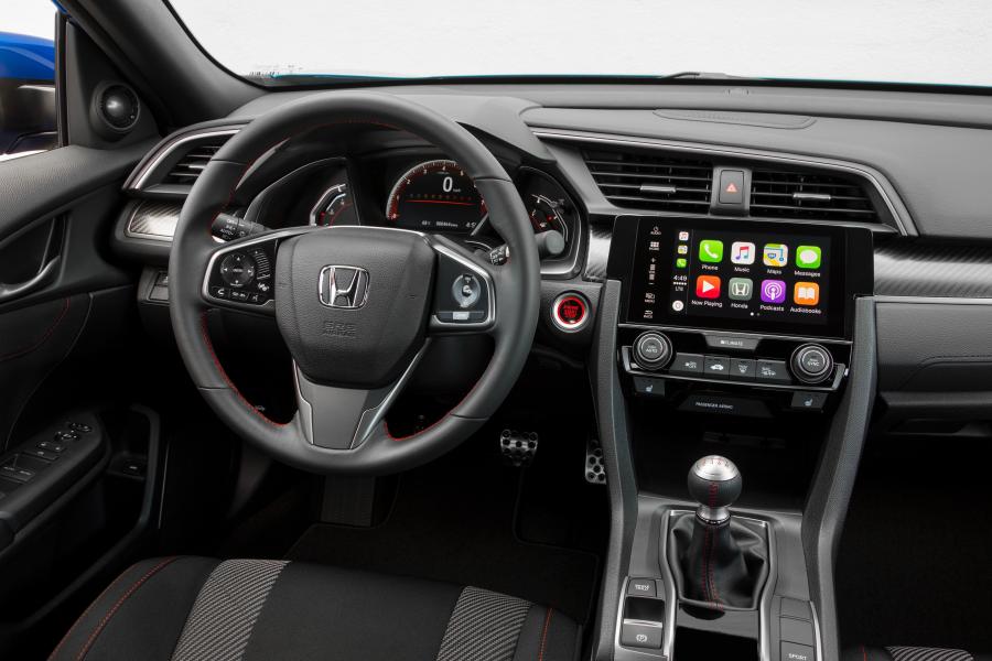 Интерьер Honda Civic Si Sedan 2017 года  (NA) (фото 9 из 48)